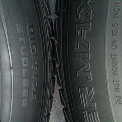 冬 VW ティグアン【富山】215/70R16 日本製 ダンロップ フォルクス ワーゲン 16インチ 中古４本 アウディ Q3の画像