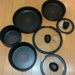 [受渡予定者の指定済み]T-fal鍋 8点セットの画像