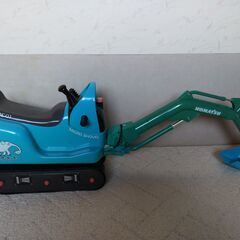 幼児用 KOMATSU マイクロショベルの画像