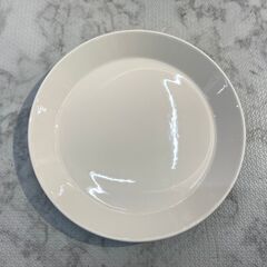 【在庫4点】皿 イッタラ ティーマ プレート 26cm 各990円 店頭販売 南区花畑の画像