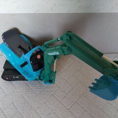 幼児用 KOMATSU マイクロショベルの画像