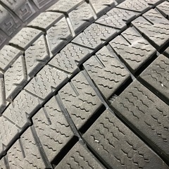 スタッドレス　タイヤ　225/60 R17の画像