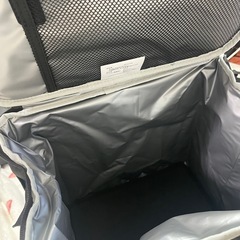 未使用品サーモス ソフトクーラー 20L オールブラック
の画像
