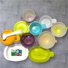 コンビ ステップアップ食器セットの画像