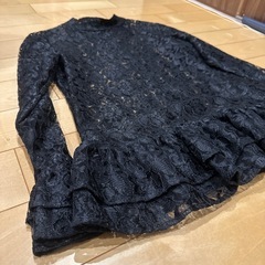 ペプラムトップ レースの画像