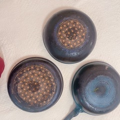 ティファールフライパン3個の画像