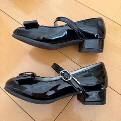 コムサ デ モード バレエシューズ キッズ 18cmの画像