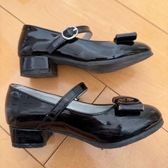 コムサ デ モード バレエシューズ キッズ 18cmの画像