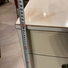 レトロポップ 白 タンス 衣類収納 昭和レトロ ビンテージ スペースエイジ お洒落 インテリア 家具などお好きな方に の画像