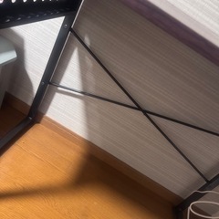 デスク　テーブルの画像