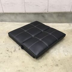 J7P2418 リクライニング ソファ レザー調 フルフラット ベッド 3段階 1人～2人 ロータイプ チェア 合成皮革 ブラック インテリア 家具 現状の画像