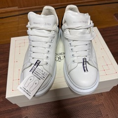 Alexander McQEEN スニーカー  の画像