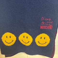 　マフラー　MOSCHINOモスチーノの画像