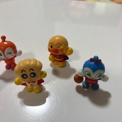 アンパンマンバスボム中身
の画像