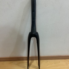 カーボンフォーク リムブレーキ テーパードタイプの画像