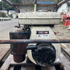 TACOM 高周波エンジン発電機　ロビンエンジン　7.5馬力　発電機　バイブレーター　マイクロインバーター　高周波　インバータ　タコム　3.0kva 宮崎 　の画像