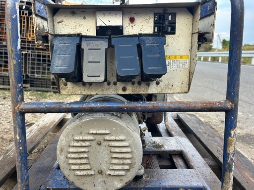 TACOM 高周波エンジン発電機　ロビンエンジン　7.5馬力　発電機　バイブレーター　マイクロインバーター　高周波　インバータ　タコム　3.0kva 宮崎