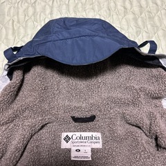 Columbia アウタージャケット　の画像