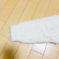 白　ニットカーディガン　フリーサイズ　もふもふモフモフの画像