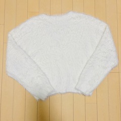 白　ニットカーディガン　フリーサイズ　もふもふモフモフの画像