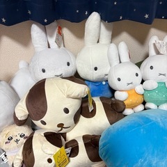 ミッフィー ちいかわ ぬいぐるみの画像