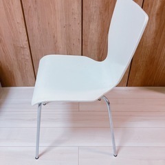 【急募】　椅子　チェア　ダイニングチェア　ホワイト　1脚の画像
