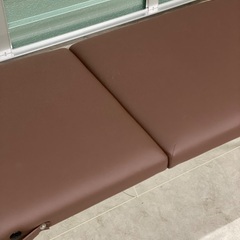 施術用ベッドの画像
