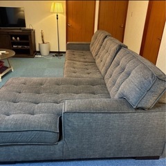 再投稿（取りに来れる方限定）4〜5人用ソファーの画像