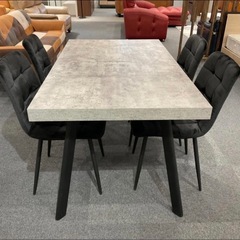 ダイニングテーブルセットの画像