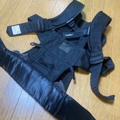 BABYBJÖRN ブラック抱っこ紐 メッシュの画像