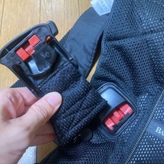BABYBJÖRN ブラック抱っこ紐 メッシュの画像