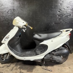 ★支払総額3.5万円★定休日なし！いつでも現車確認可能です！ SYM KAZE50 白 人気のKAZE！ 4スト、集中キー！ シートオプショナー！ サイスタ付き！の画像