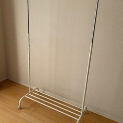 IKEA　ハンガーラックの画像