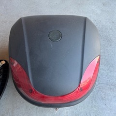 バイク用リアボックスの画像