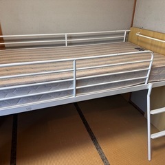 ロフトベッドフレームの画像