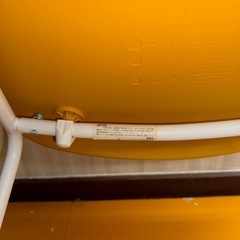 IKEA チェア　イエロー の画像