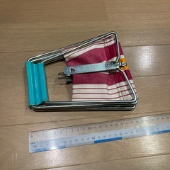 未使用美品　スチール製の小型折りたたみ椅子　イスの画像