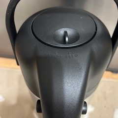 魔法瓶ポット 蓋付き　ポット　野球　サッカーの画像