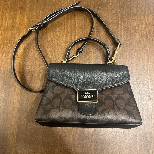 未使用に近い、本物です。コーチcoach ショルダーバック