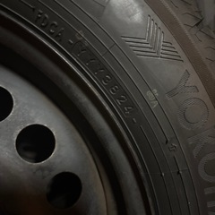 冬タイヤ　185／60R15の画像