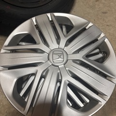 冬タイヤ　185／60R15の画像