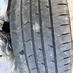 ハイエースタイヤ225/50R18 ９９Ｖの画像