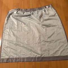 相談中　カーテンの画像