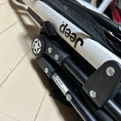 ベビーカー2台の画像