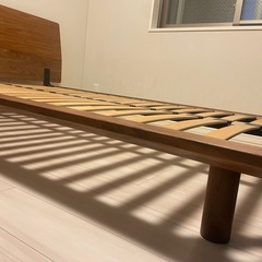無印ベットフレームの画像