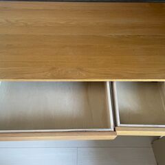 【11/22(土)もしくは11/23(日)の午前中受け取り】テーブルと椅子セットで2,000円！の画像