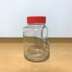 果実酒瓶2本　梅酒　らっきょう　オリジナル果実酒づくりに の画像