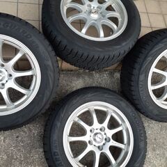21年製スタッドレス中古215.60.16インチの画像