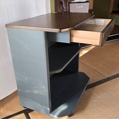 テレビボードの画像