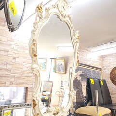 アンティーク ITALY イタリア製 ウォールミラー ホワイト 彫刻 姫系 ロココ 壁掛けミラー 鏡◆横54㎝×縦84.5㎝ 検) ロイズ アンティークス★近隣配送無料 買取帝国 朝霞店の画像